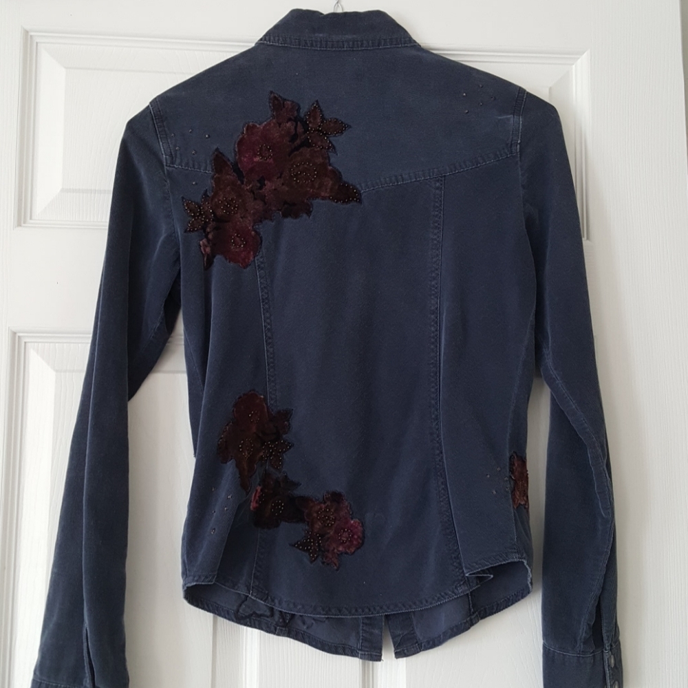 Express Shirt - Picture 3 of 6